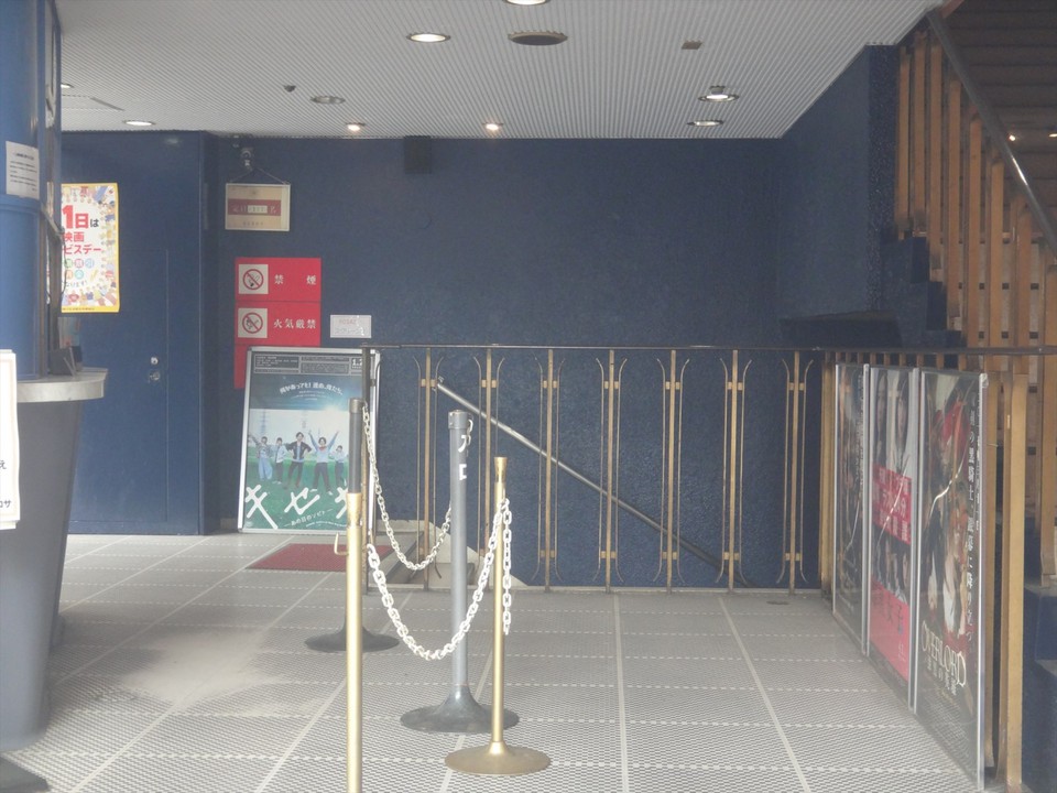 繁華街なのに、ここだけ人がほとんどいない