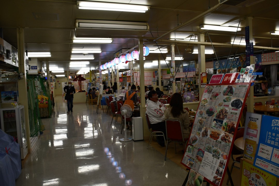 市場の中