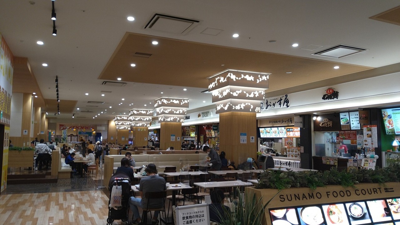 ４階フードコート