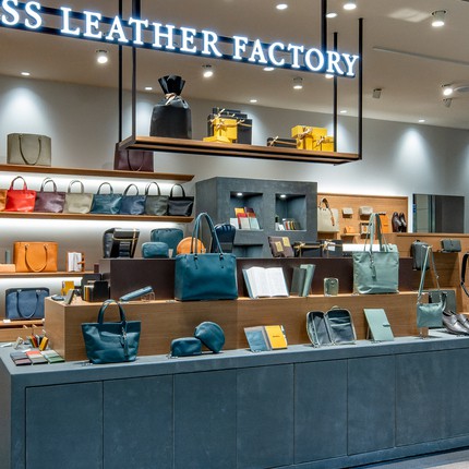 BUSINESS LEATHER FACTORYルミネ大宮店の店舗外観