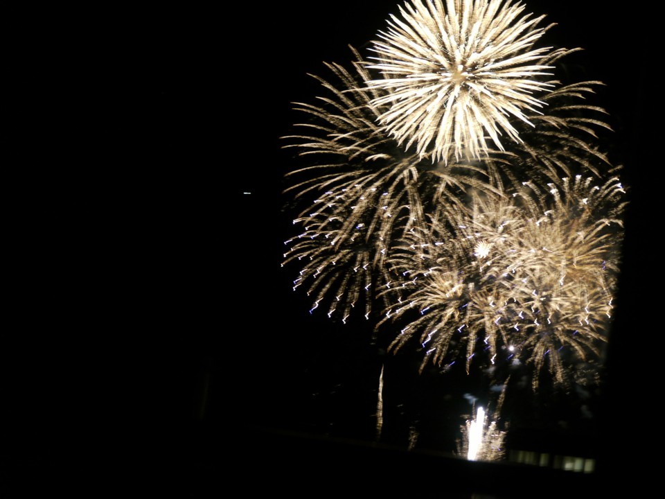 日曜の夜は米子港で花火
