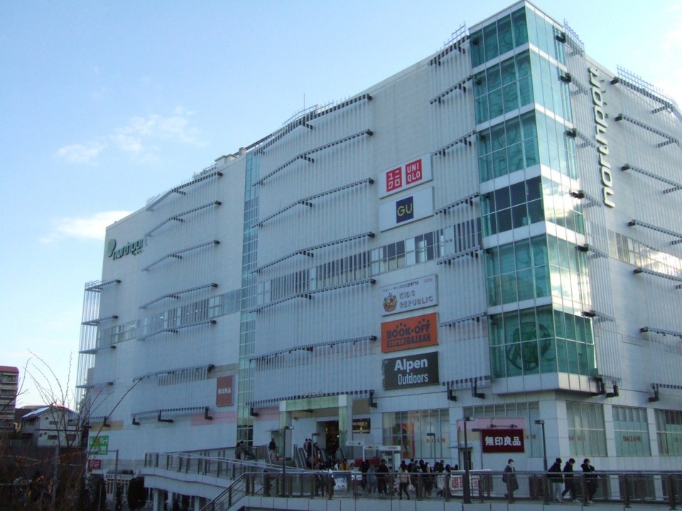 センター北駅から歩いてすぐです