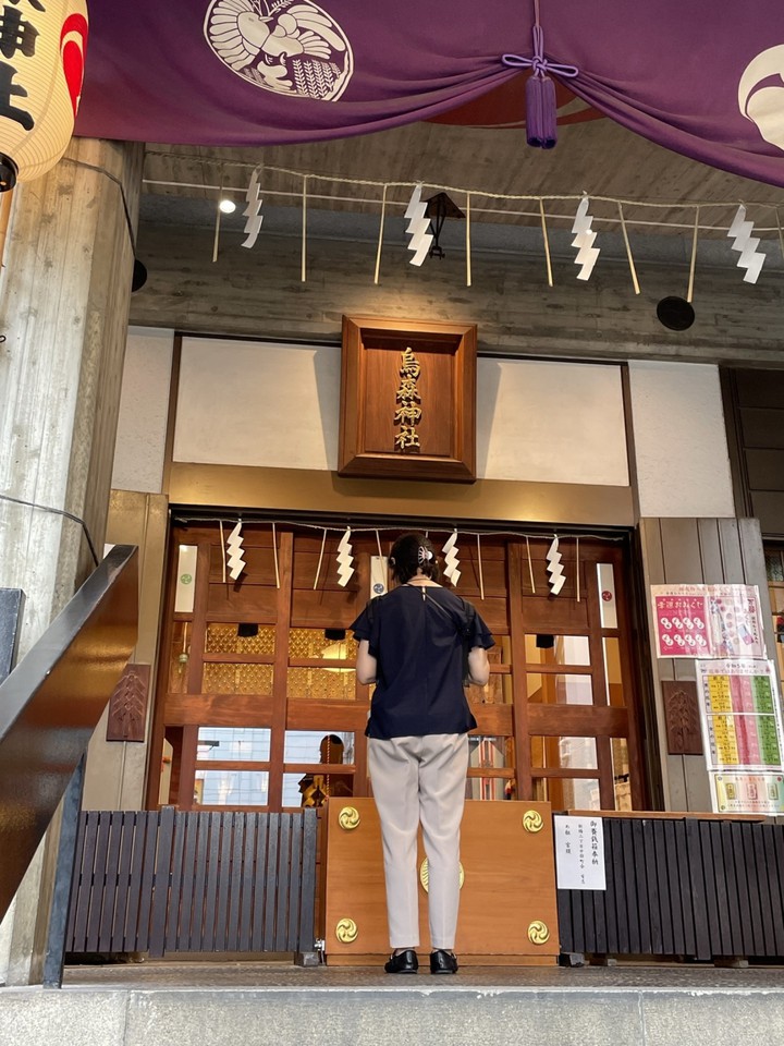 コンクリート造りのの拝殿です。