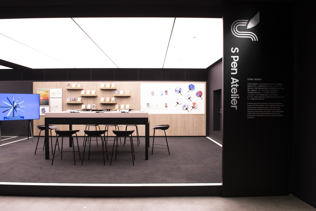 Galaxy Harajukuの店内