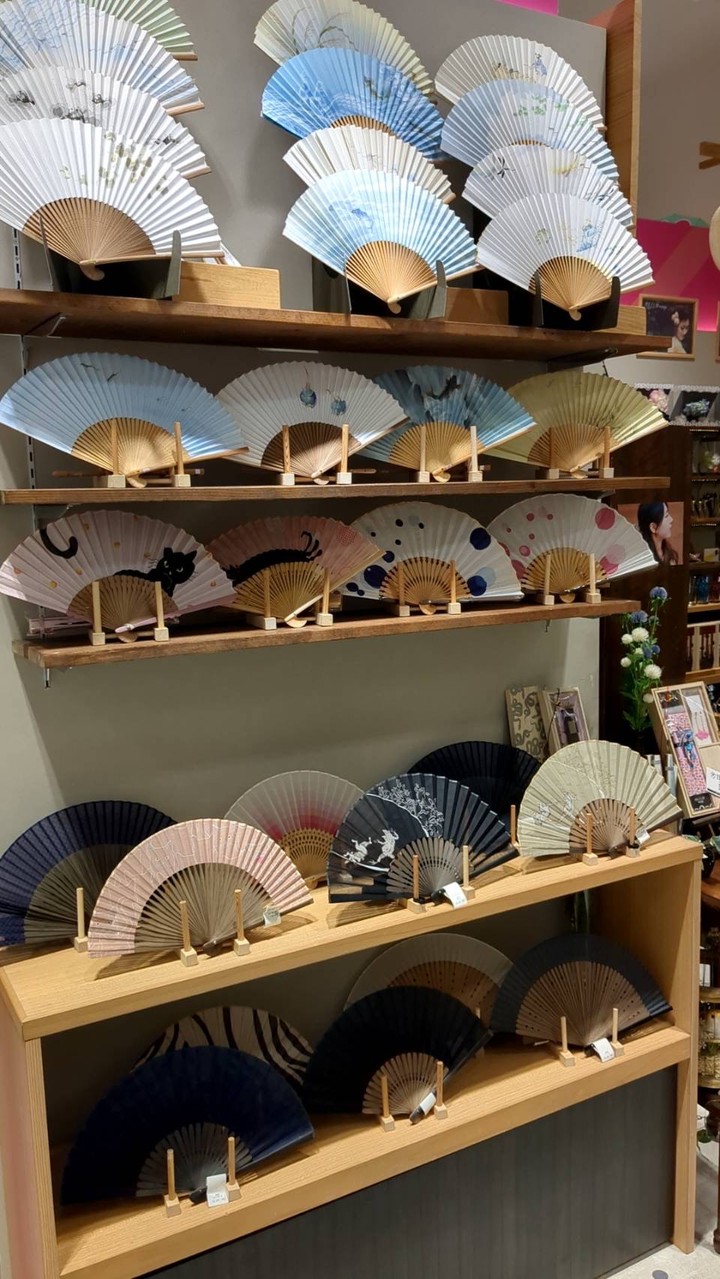 新宿TheIchi新宿マルイアネックスの扇子コーナー