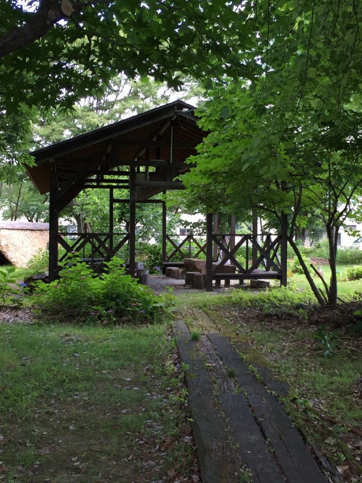 芸術村のテラス