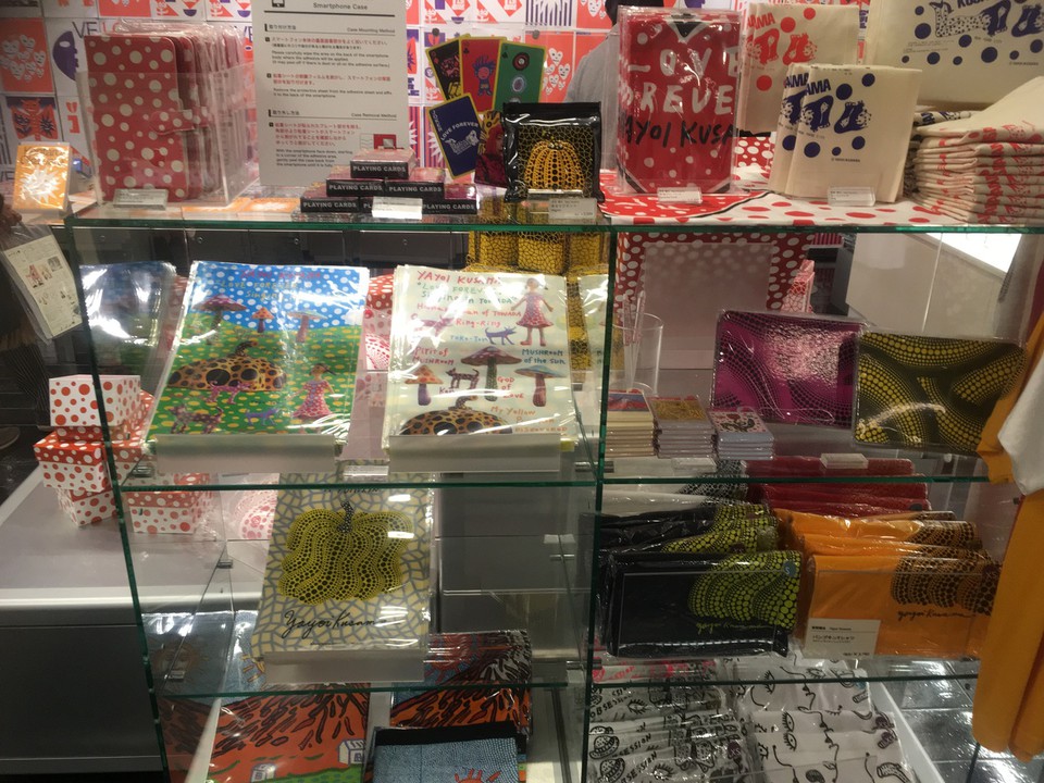草間さんのグッズ