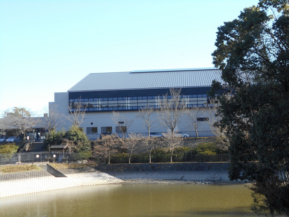 西山公園体育館