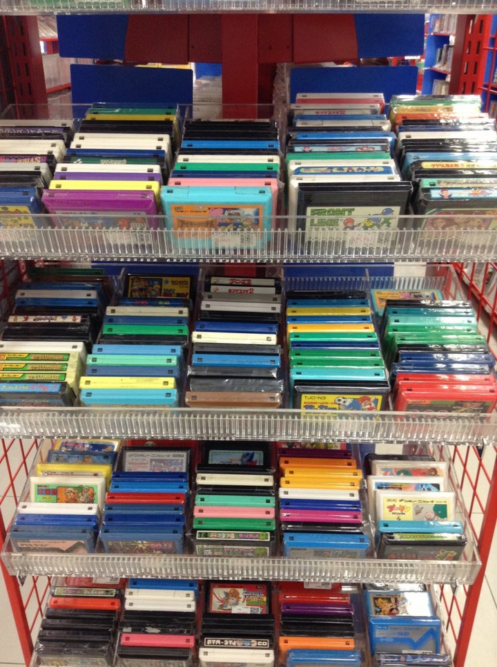 懐かしのファミコンカセット