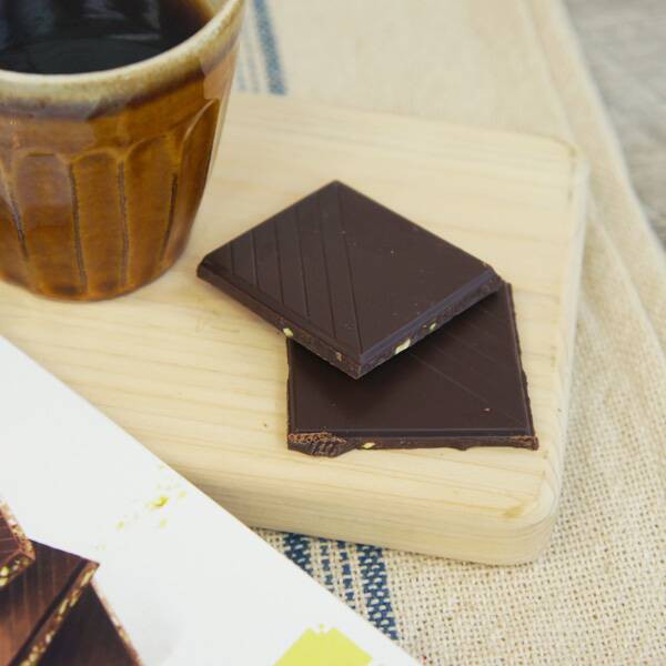 濃厚なダークチョコレートとコーヒーの絶妙な組み合わせ