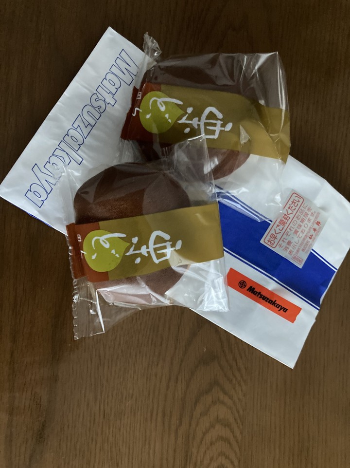 栗たっぷりのどら焼き｡