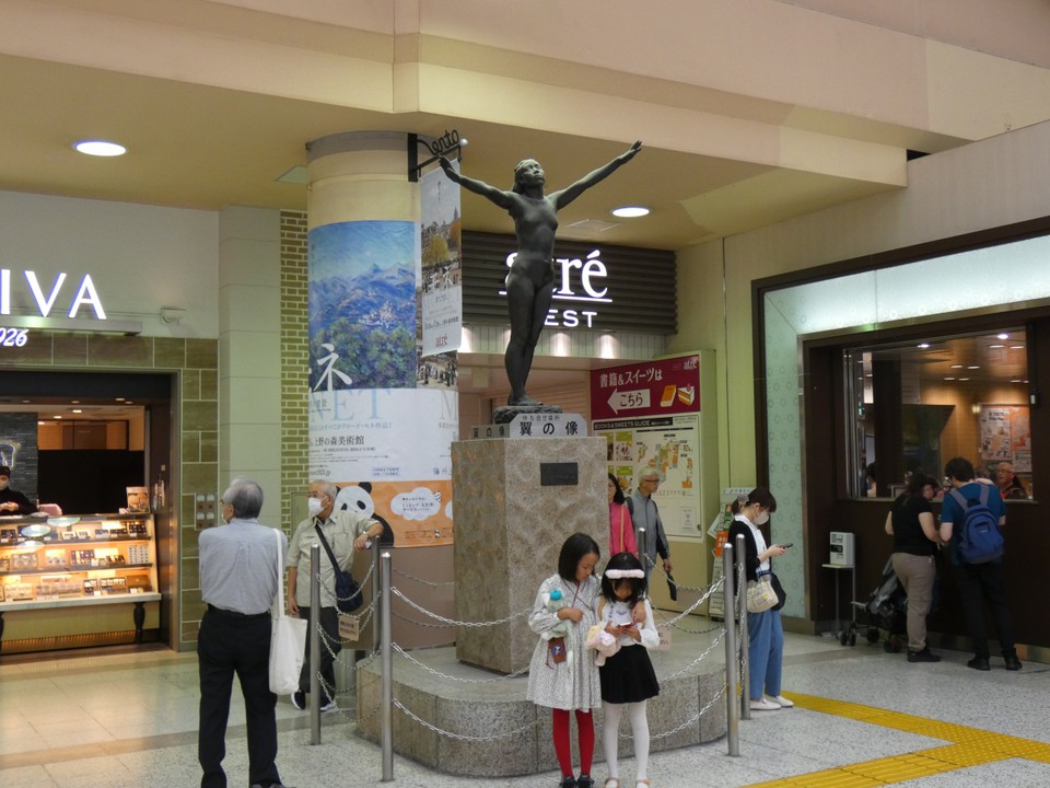 アトレ上野