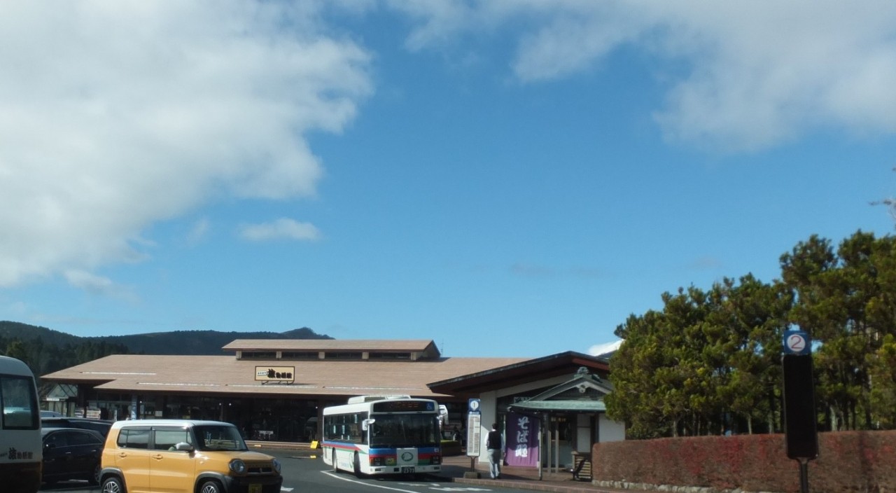 バス停も