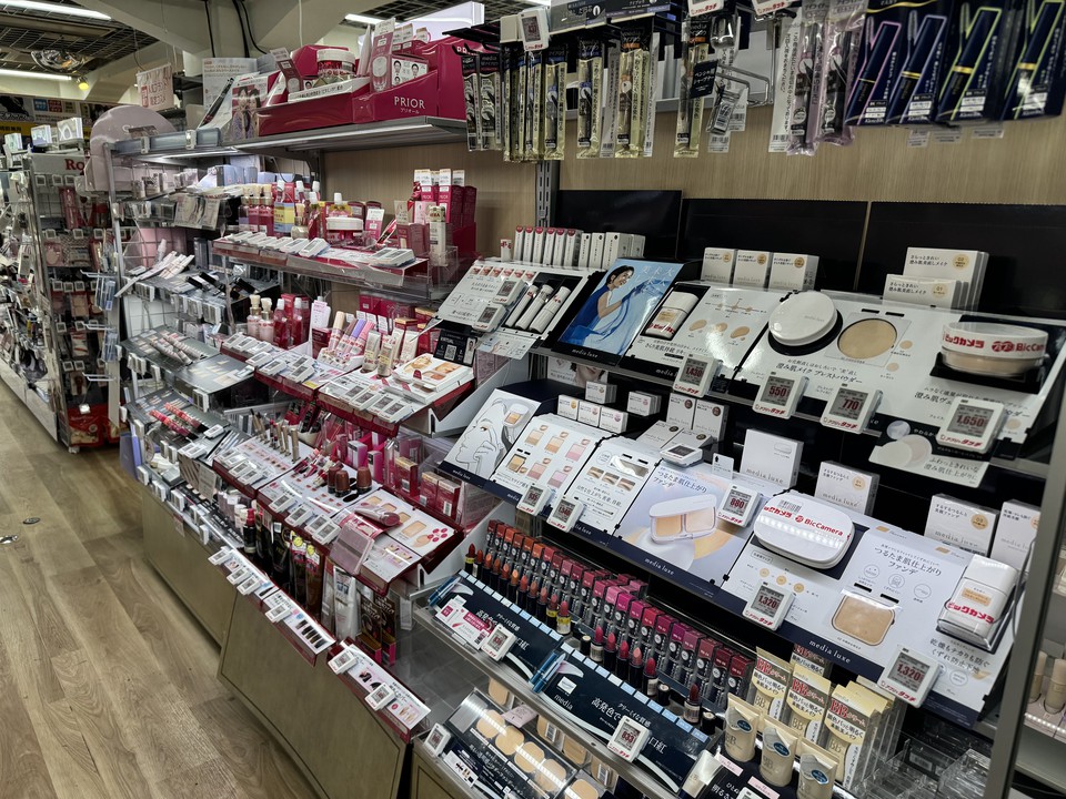 ビックカメラ新宿西口店の店内売り場
