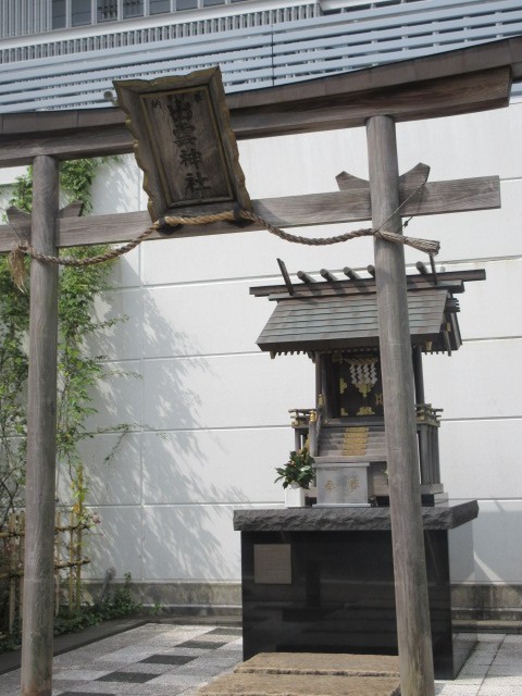 神社