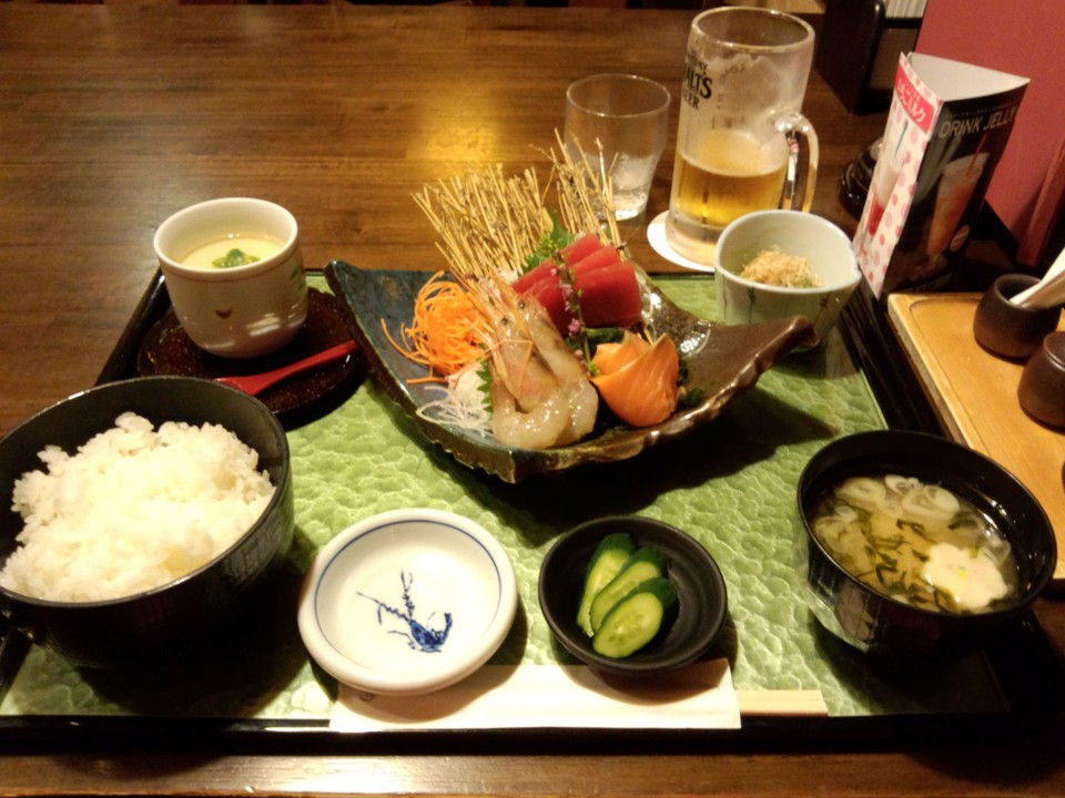 お造り御膳と生ビール！