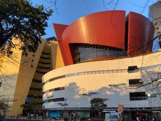 商業施設外観の様子です。