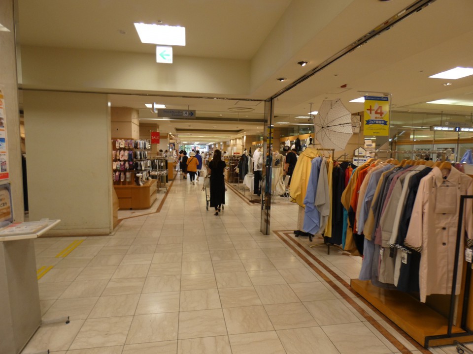 丸広百貨店川越店売り場