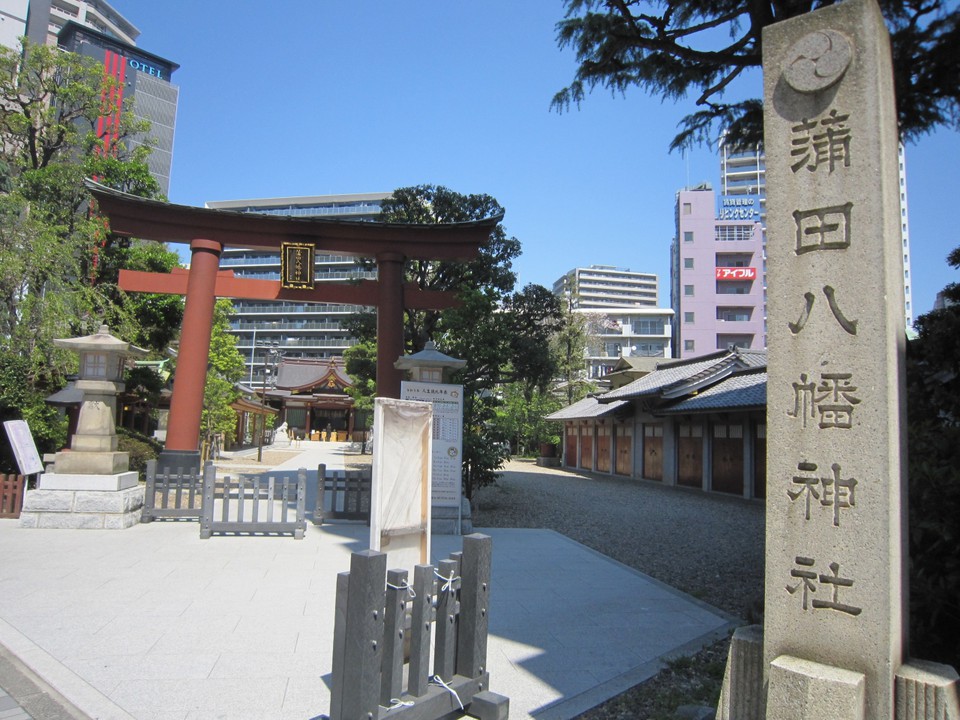 １神社正面入口