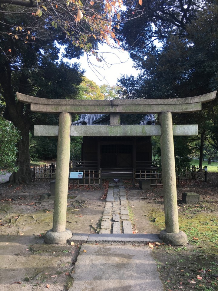 鳥居