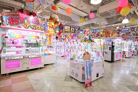 シルクハット伊勢佐木町のメダル料金＆設置メダルゲーム機種