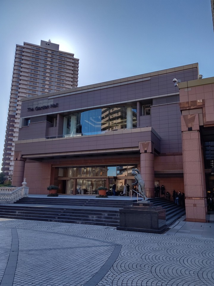 ザ ガーデンホールの外観