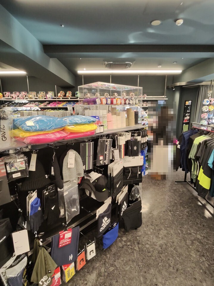 サッカーショップ KAMOの店内の売り場