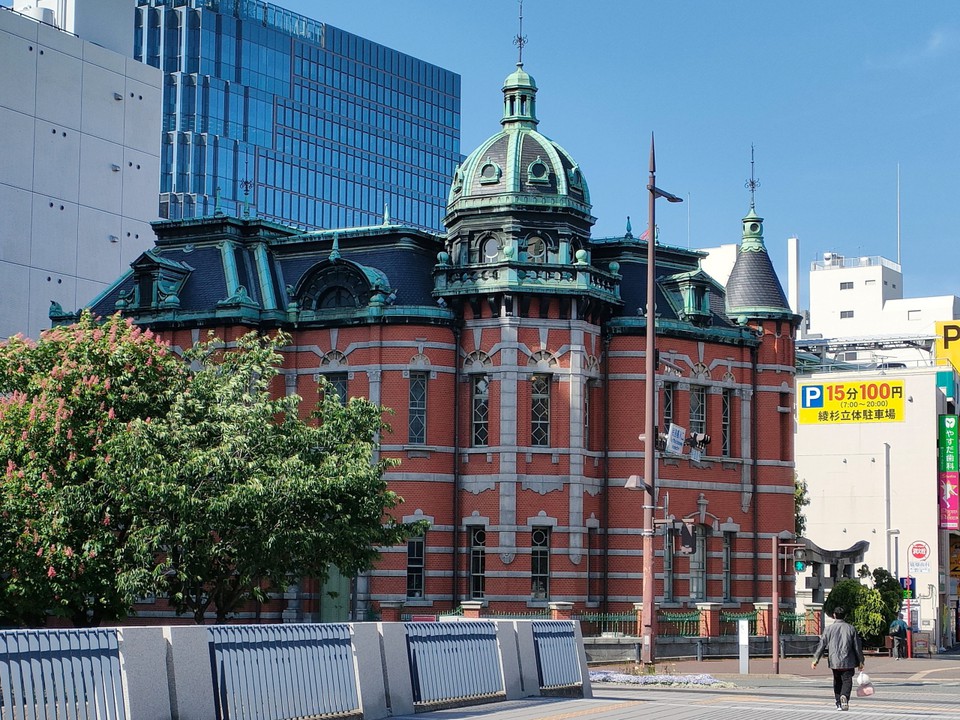 歴史ある赤煉瓦の建物がステキな文化館の外観