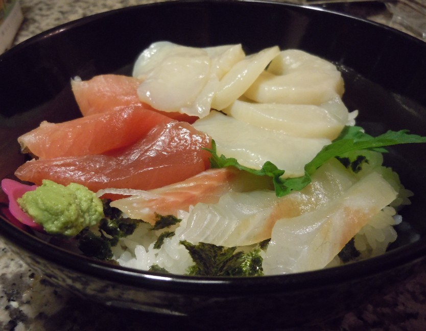 3種の魚買って家で海鮮丼にしました（自作）