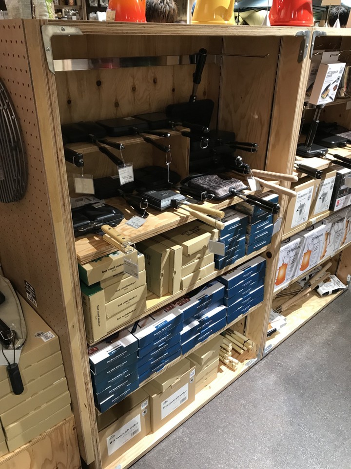 ホットサンドメーカーもたくさん種類がありました