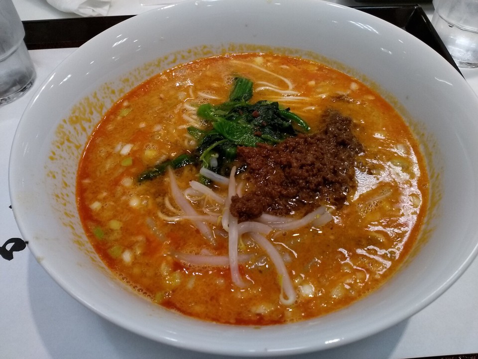 坦々麺の普通辛さ味