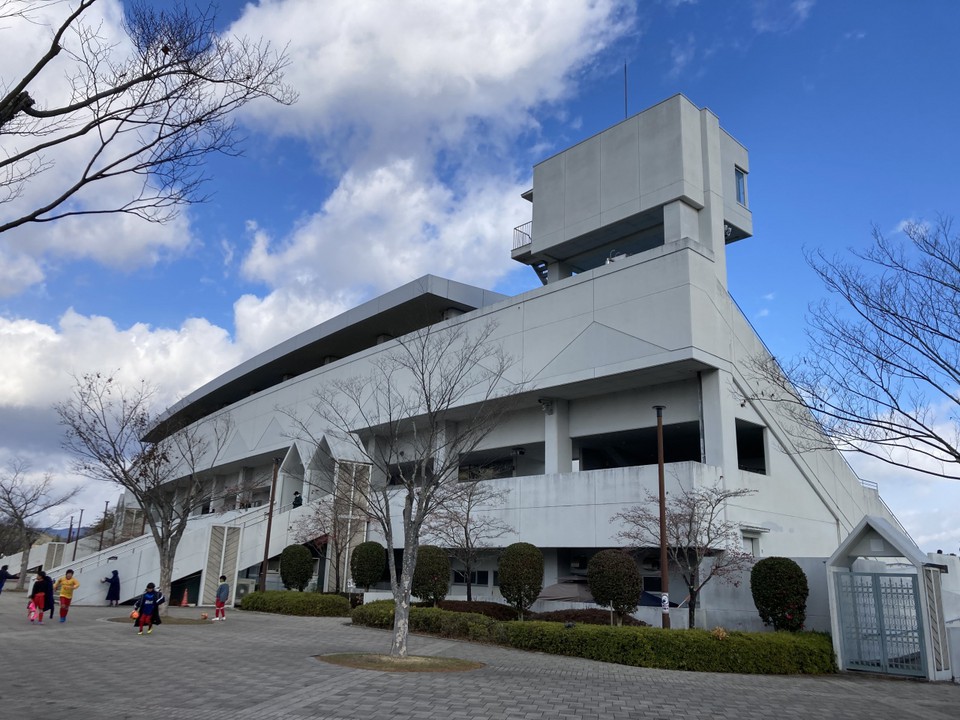 陸上競技場です
