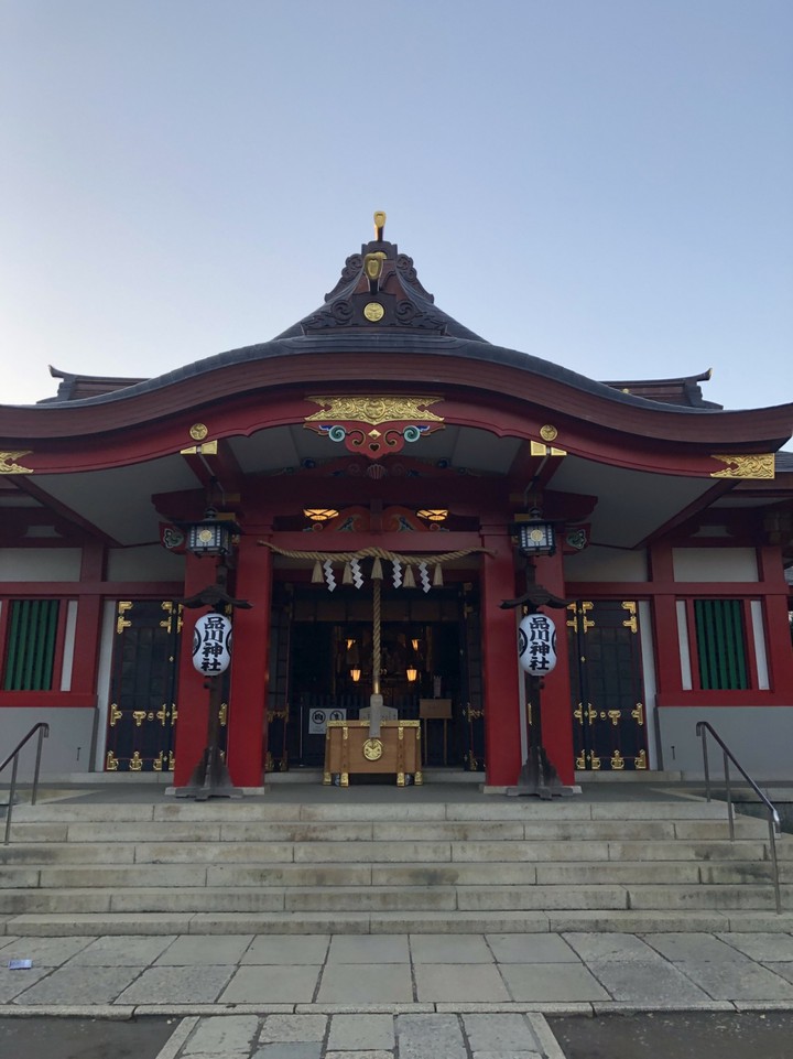 社殿。波長が合う気がする。好きな神社になりそう。