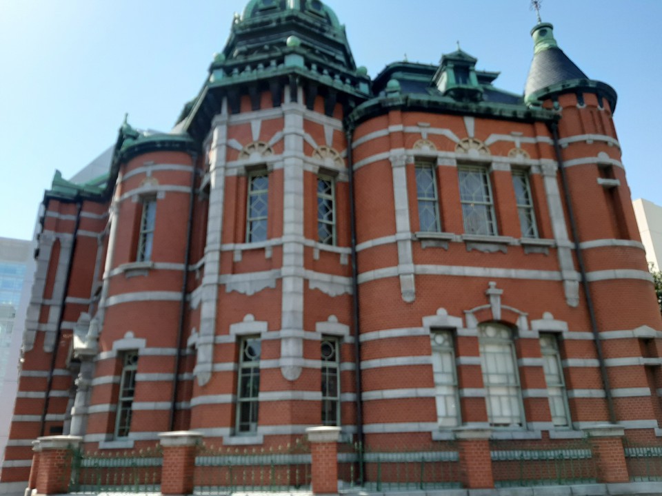 歴史ある赤煉瓦の建物がステキな文化館の外観