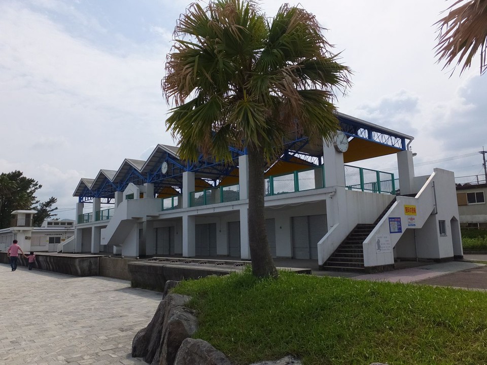 メインの建物。休憩所。