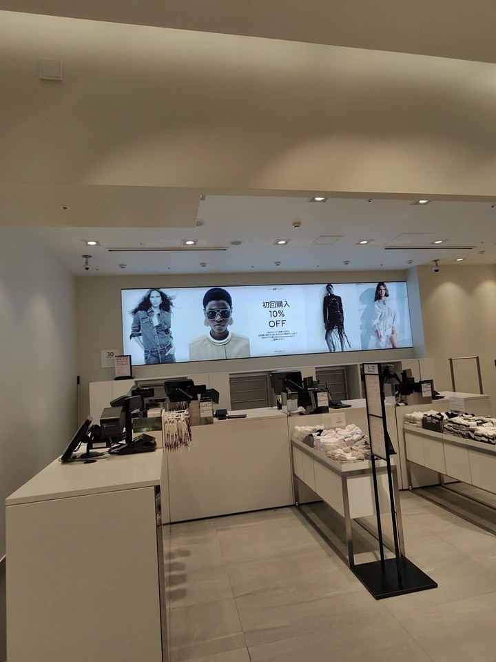 H&Mの店内の売り場