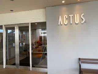 店舗外観の様子です。