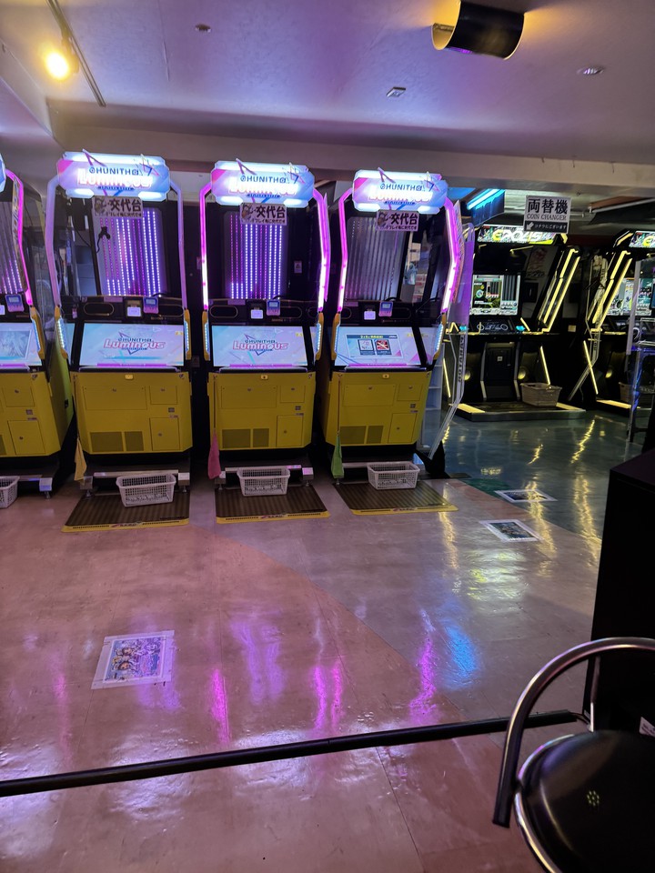 TAITO STATIONの店内のゲーム