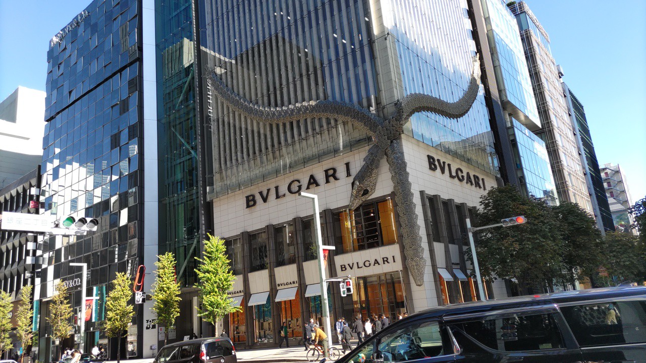 ブルガリ銀座店の外観画像。