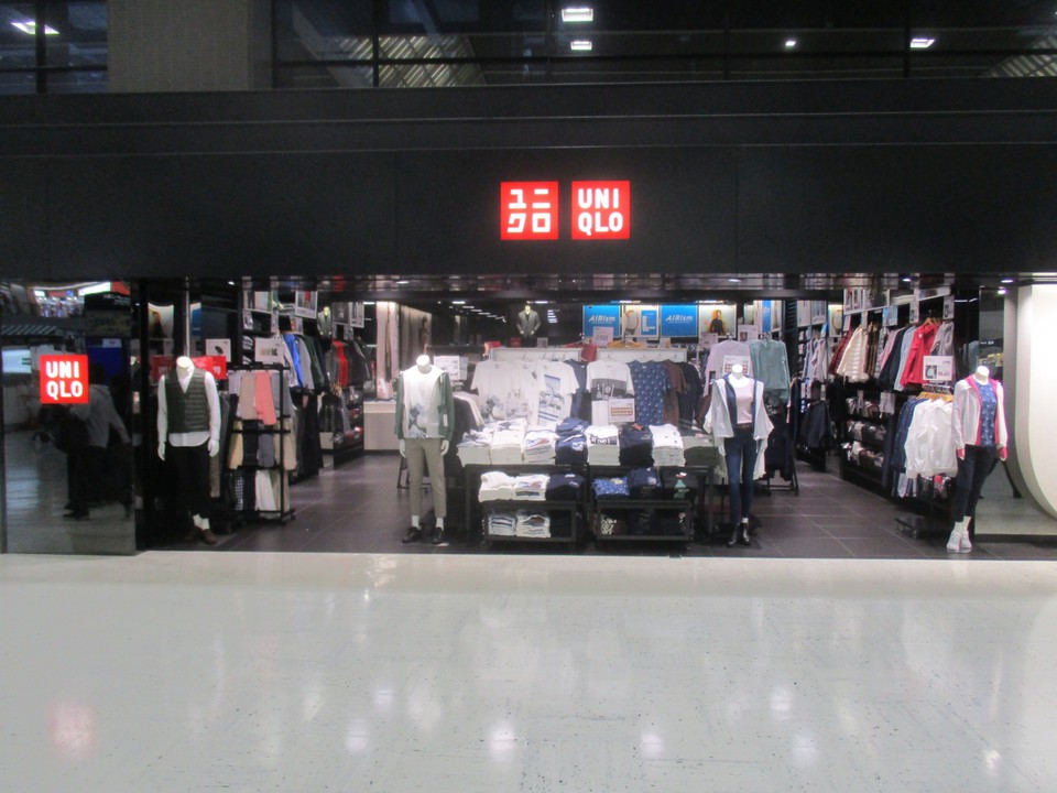 ユニクロ (成田空港第2ビル店)