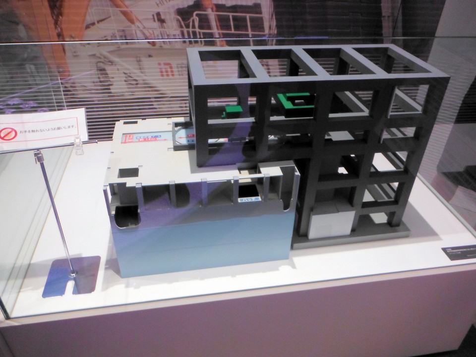 東京電力廃炉資料館(4号機:模型)