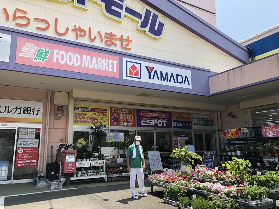 お店の正面エントランス