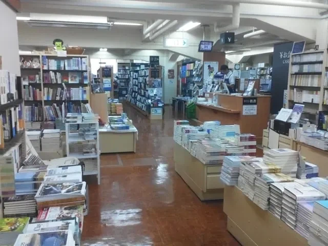 銀座教文館の内観画像。