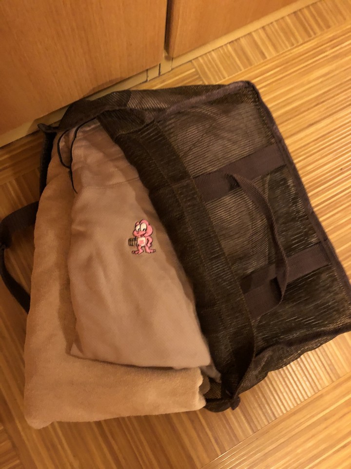 岩盤浴用を貸してくれます。
