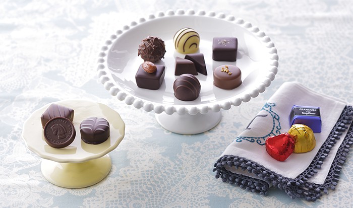 銀座コージーコーナーのさまざまなチョコレート画像。