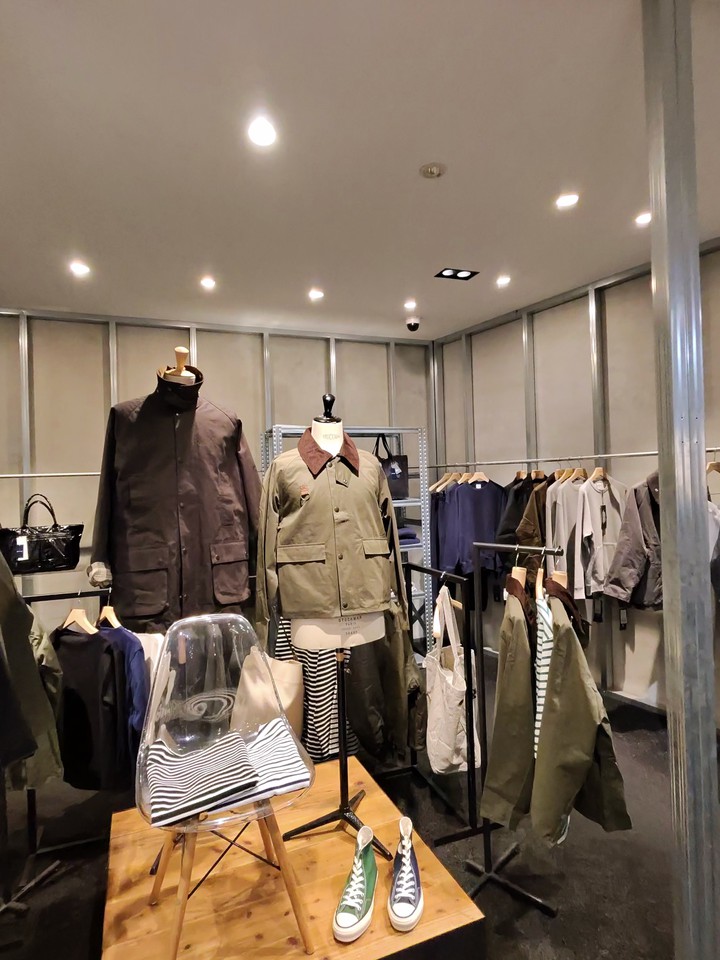 店内の売り場